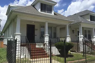 1424 W 72nd St, Chicago, IL 60636 - Photo 1