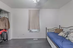 3266 S Bell Ave, Chicago, IL 60608 - Photo 11