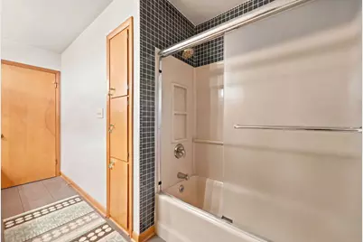 525 E High Street, Sycamore, IL 60178 - Photo 29