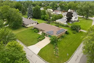525 E High St, Sycamore, IL 60178 - Photo 41