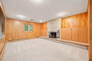 525 E High St, Sycamore, IL 60178 - Photo 31