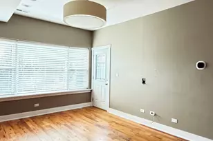 4655 N Spaulding Ave, Chicago, IL 60625 - Photo 3