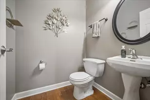 9040 Falcon Greens Dr, Crystal Lake, IL 60014 - Photo 11