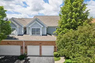 9040 Falcon Greens Dr, Crystal Lake, IL 60014 - Photo 1