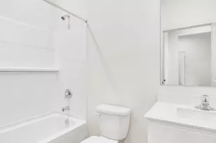 6286 Redwood Trl, Wonder Lake, IL 60097 - Photo 5