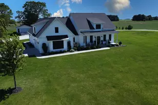 1770 E 1700 North Rd, Watseka, IL 60970 - Photo 5