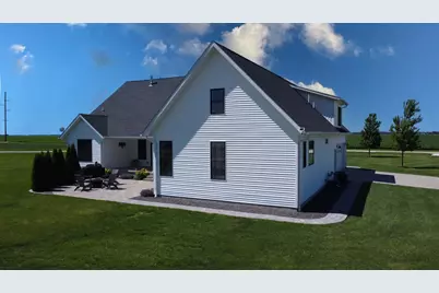 1770 E 1700 North Road, Watseka, IL 60970 - Photo 9