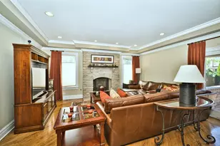 5044 Coyle Ave, Skokie, IL 60077 - Photo 17
