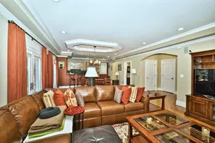 5044 Coyle Ave, Skokie, IL 60077 - Photo 15