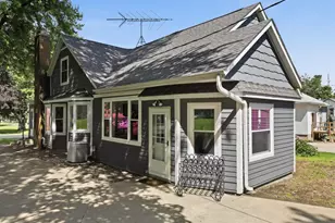 210 N Main St, Coleta, IL 61081 - Photo 3