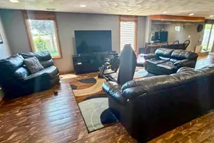 310 Bellaire Dr, Winnebago, IL 61088 - Photo 13