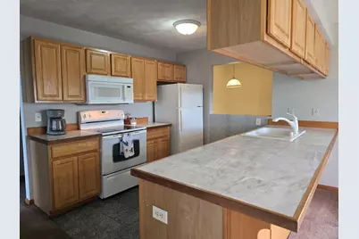 7716 Creek #2, Rockford, IL 61114 - Photo 13