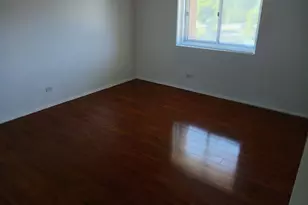 3223 W Parkway Dr, Northbrook, IL 60062 - Photo 5