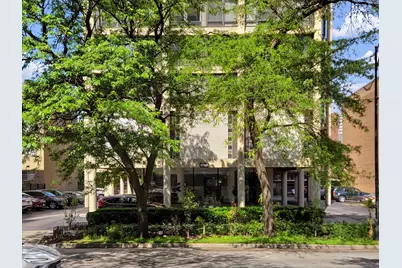 5740 N Sheridan Road #15E, Chicago, IL 60660 - Photo 1