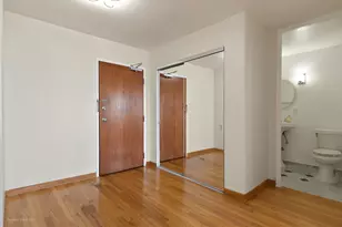 5740 N Sheridan Rd, Chicago, IL 60660 - Photo 5