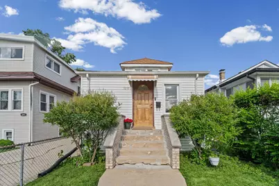 3239 N Osceola Avenue, Chicago, IL 60634 - Photo 1