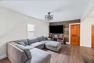 3239 N Osceola Ave, Chicago, IL 60634 - Photo 5