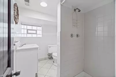 3239 N Osceola Avenue, Chicago, IL 60634 - Photo 15