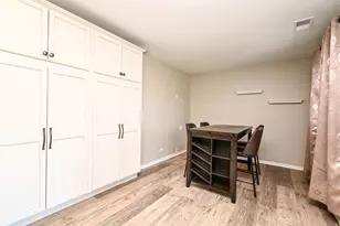 5150 Winona Ln, Gurnee, IL 60031 - Photo 9