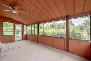 307 Laurie Dr, Lockport, IL 60441 - Photo 11