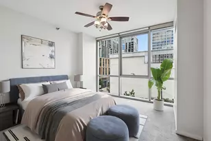 123 S Green St, Chicago, IL 60607 - Photo 11