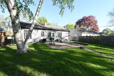 127 S Hawthorne Boulevard, Mundelein, IL 60060 - Photo 27