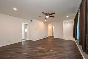 127 S Hawthorne Blvd, Mundelein, IL 60060 - Photo 7