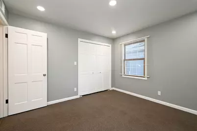 127 S Hawthorne Boulevard, Mundelein, IL 60060 - Photo 19