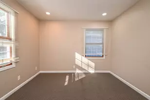 127 S Hawthorne Blvd, Mundelein, IL 60060 - Photo 25