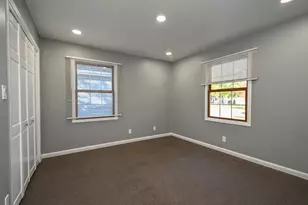 127 S Hawthorne Blvd, Mundelein, IL 60060 - Photo 17