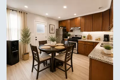 4717 N Keystone Avenue, Chicago, IL 60630 - Photo 5
