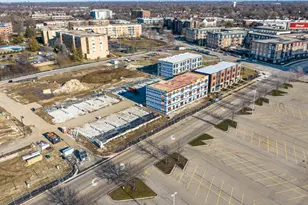 392 Summit Cir, Lombard, IL 60148 - Photo 37