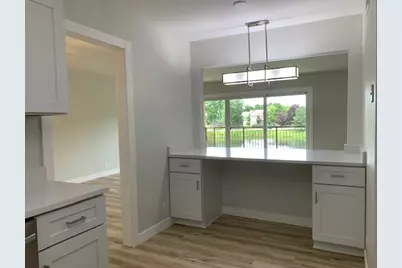 301 Lake Hinsdale Drive #209, Willowbrook, IL 60527 - Photo 9