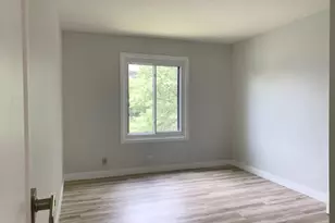 301 Lake Hinsdale Dr, Willowbrook, IL 60527 - Photo 13