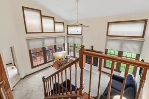 955 Heathrow Ln, Naperville, IL 60540 - Photo 17