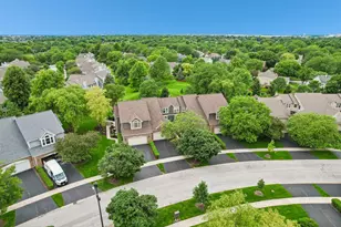 955 Heathrow Ln, Naperville, IL 60540 - Photo 39