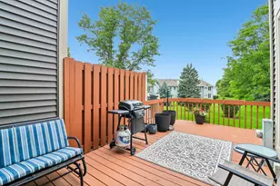 955 Heathrow Ln, Naperville, IL 60540 - Photo 33
