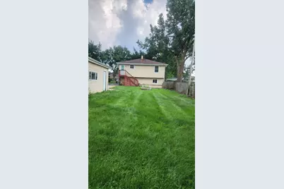 420 Robinhood Drive, Aurora, IL 60505 - Photo 9