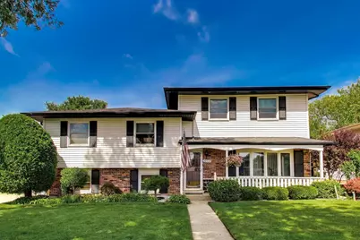 10532 S Sun Valley Court, Palos Hills, IL 60465 - Photo 1
