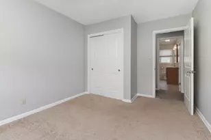16 Woodruff Dr, Bloomington, IL 61701 - Photo 37