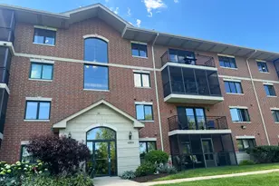 6850 W Winding Trail, Oak Forest, IL 60452 - Photo 1