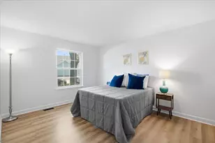 326 Woodbury Ct, Schaumburg, IL 60193 - Photo 7