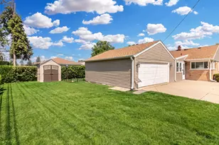 839 E Thacker St, Des Plaines, IL 60016 - Photo 19