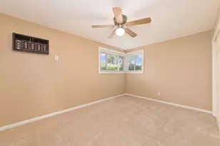 839 E Thacker St, Des Plaines, IL 60016 - Photo 11