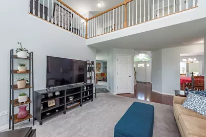 2901 Harrisburg Court, Lindenhurst, IL 60046 - Photo 9