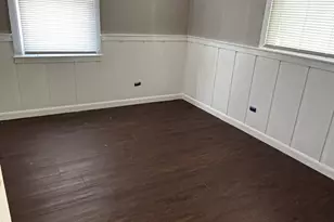 233 S Yale Ave, Addison, IL 60101 - Photo 5