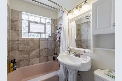 5817 S Mulligan Avenue, Chicago, IL 60638 - Photo 13