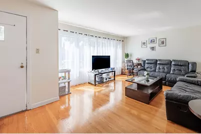 5817 S Mulligan Avenue, Chicago, IL 60638 - Photo 3