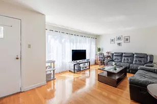 5817 S Mulligan Ave, Chicago, IL 60638 - Photo 3