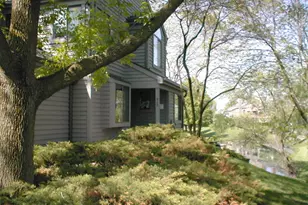 960 Shoreline Rd, Lake Barrington, IL 60010 - Photo 1